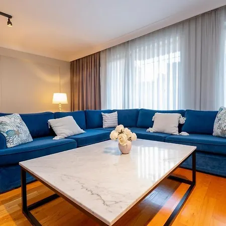 New Building - 3-bedroom Apartment Istanbul
