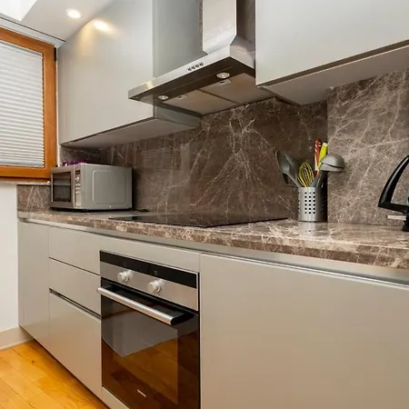 New Building - 3-bedroom *